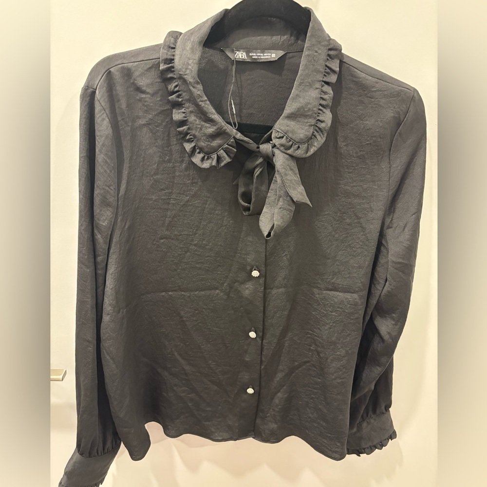 Brand New Black Zara Blouse – Size XL – No Tag, Never Worn
